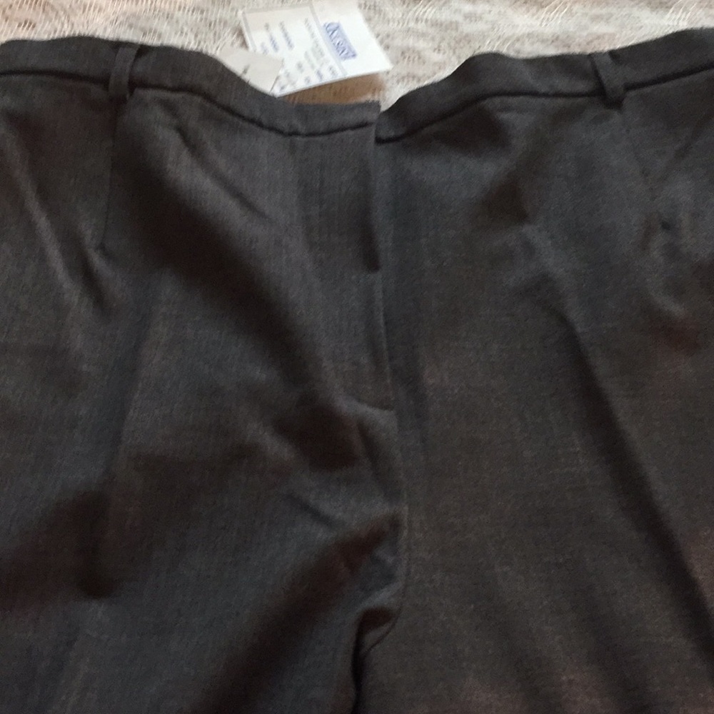 Pants 👖 - Picture 2 of 3
